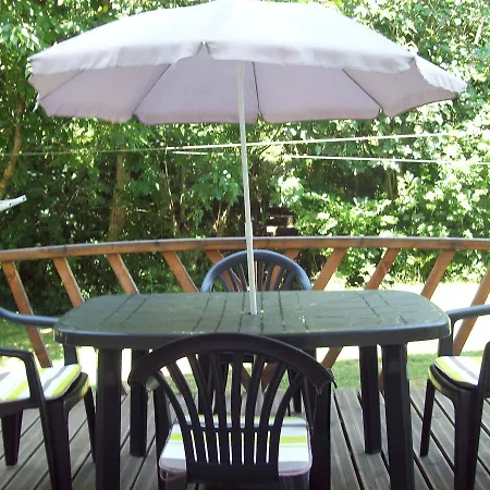 La Riviere Lune Bed & Breakfast 3*